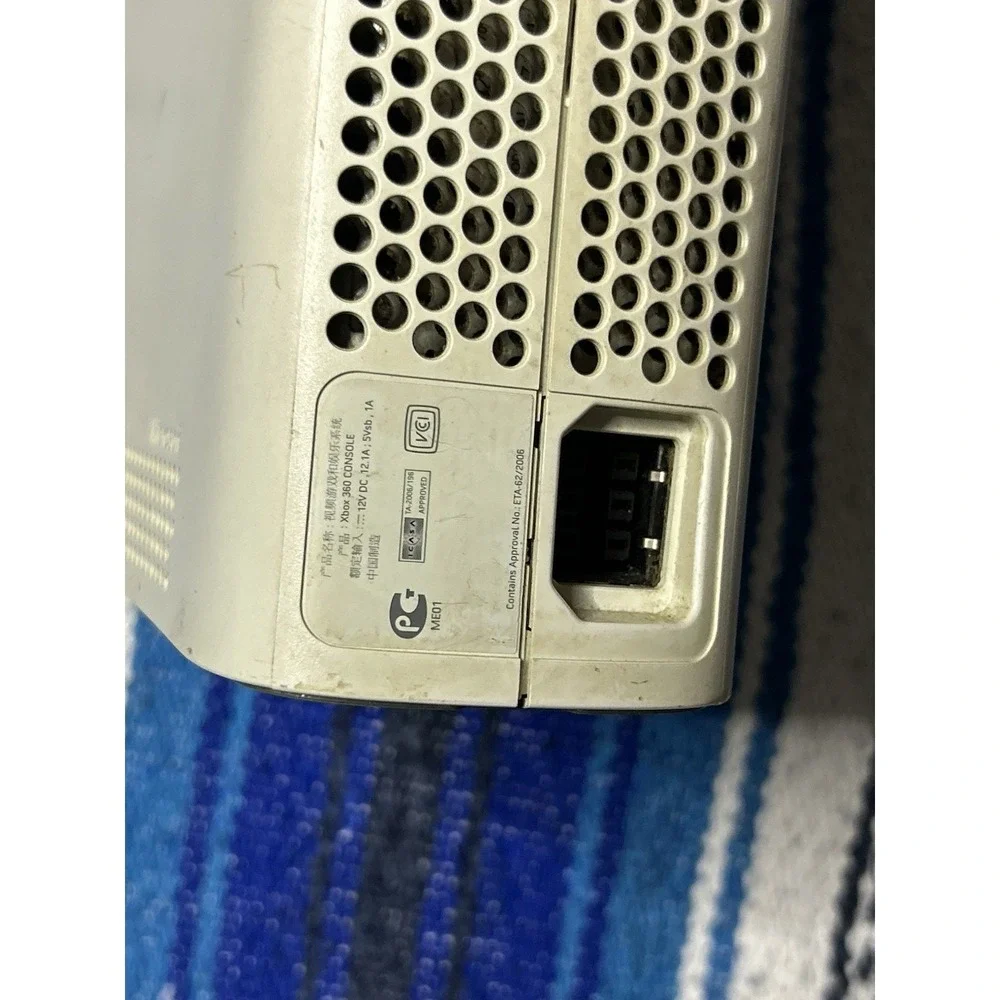 Microsoft Xbox 360 Pro Console 2009 Power Supply Brick Only Works with Issues
